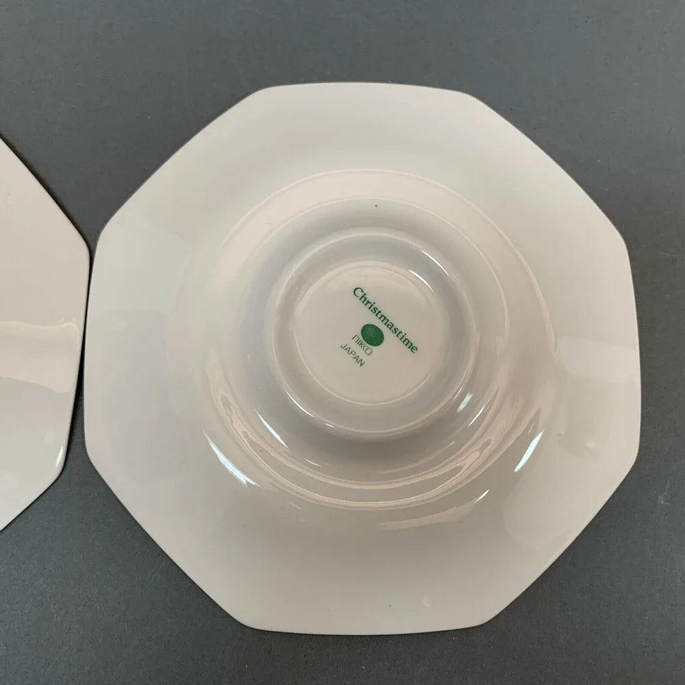 Nikko Christmastime Japan White‎ Green Holly Berries Saucers Plates Lot of 3